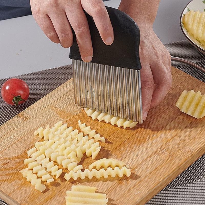 Spike Wavy Potato Knife